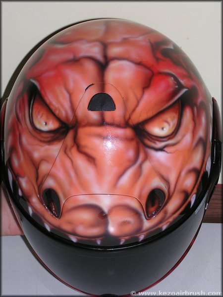helm011.jpg