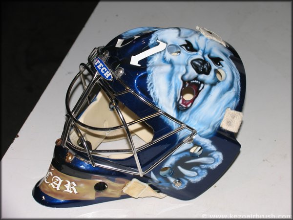 hockeyhelm06.jpg