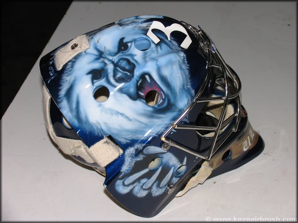 hockeyhelm08.jpg